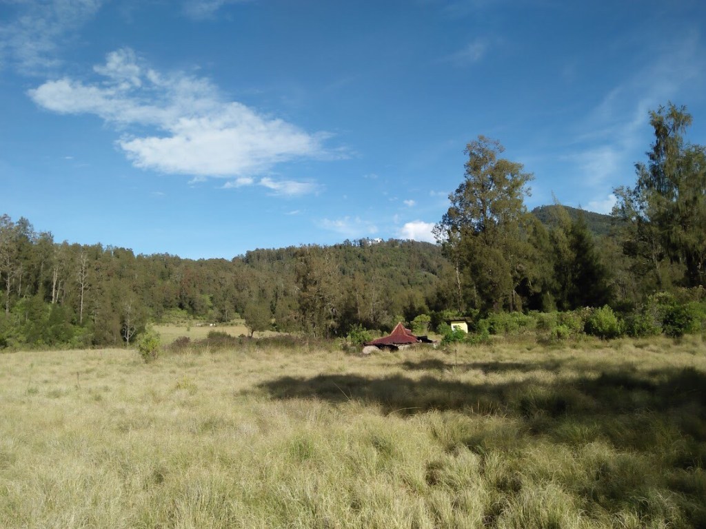 Porter & Ojek Argopuro: Mengenal Mereka Lebih Dekat